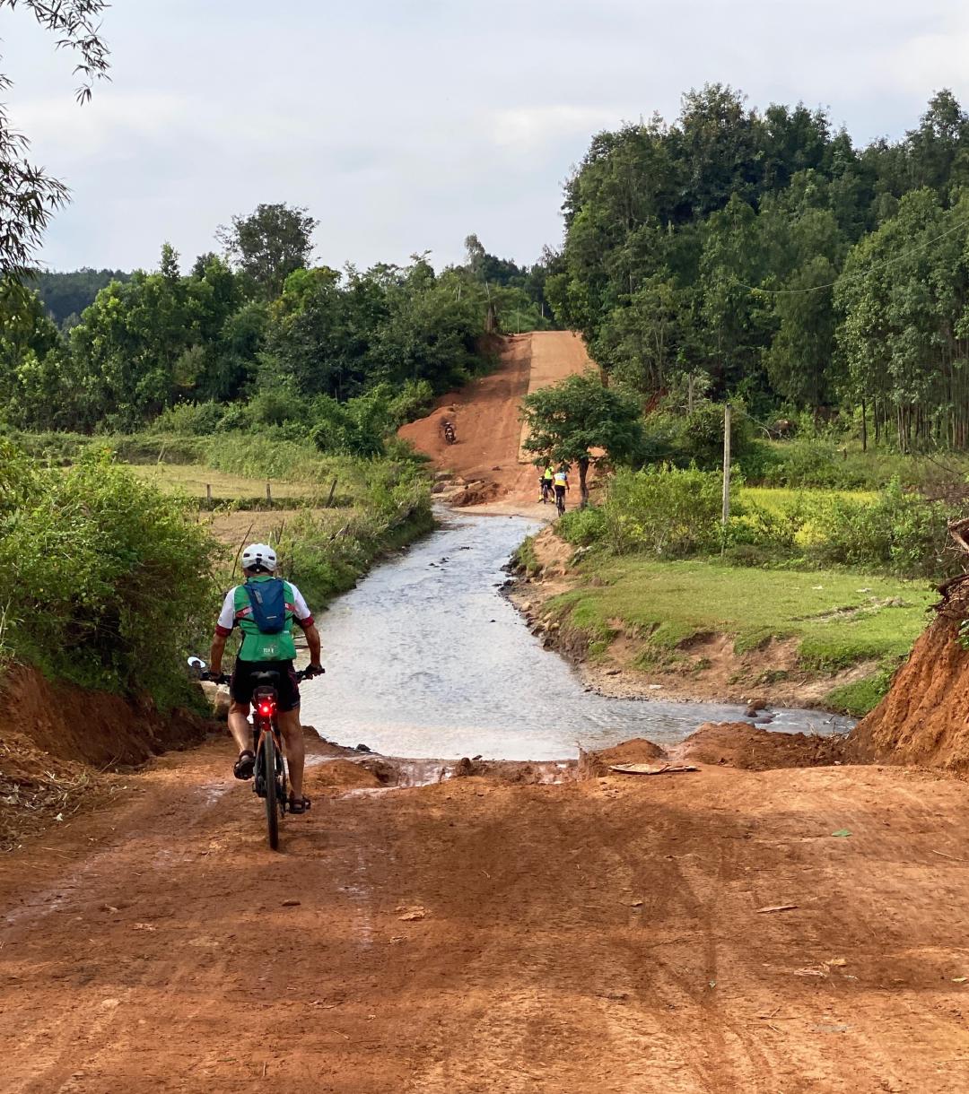 Cycling Vietnam + Cambodia, 2022 (teaser)