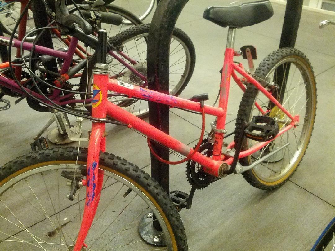 locked bike in Chicago (this would never fly in SF)