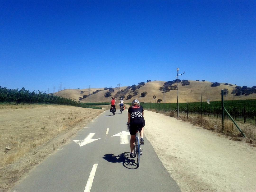 Photos from our recent 7-person Livermore wine country ride (in somewhat-brutal 95-degree heat), over a 30-mile route.