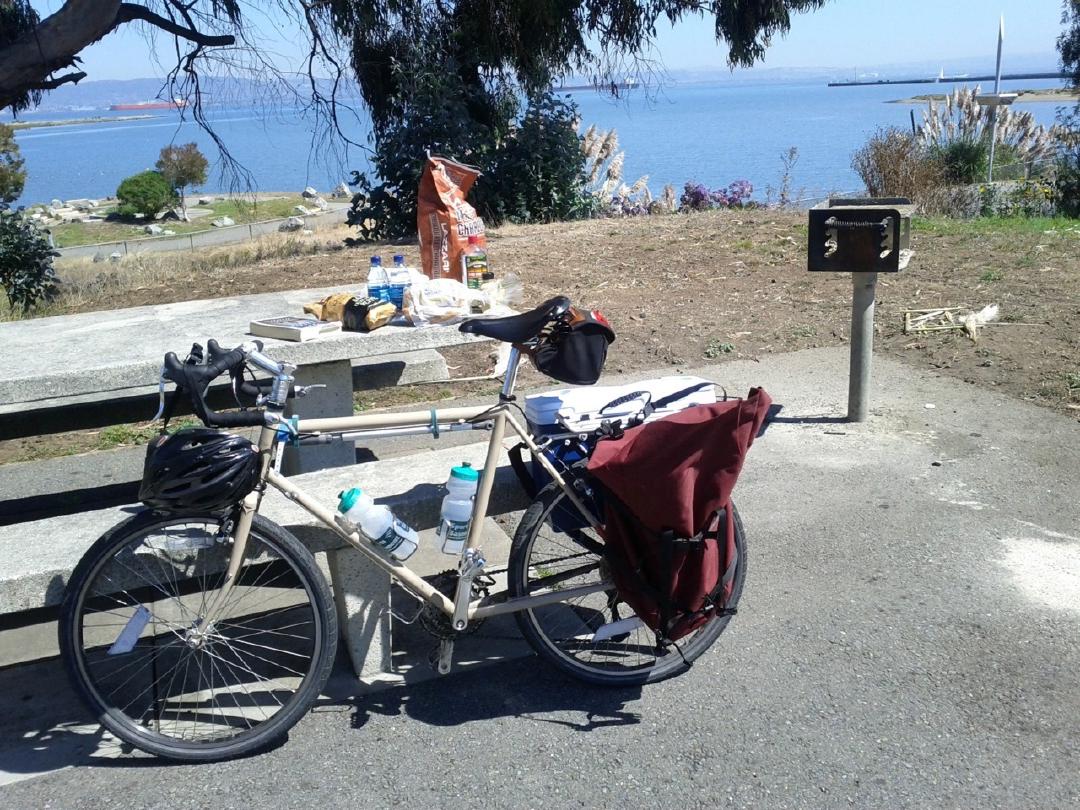 Quick lunch BBQ in a park with a friend, by bike.